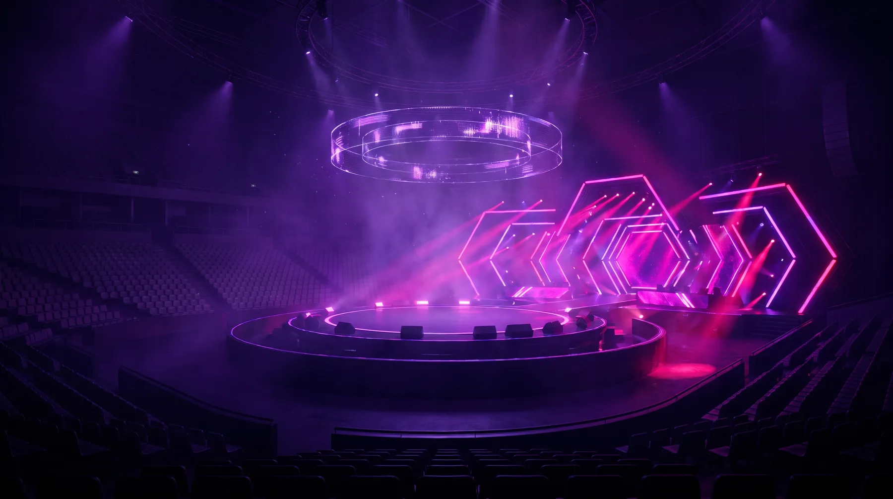Üres, lila és magenta neonfényben úszó esport-aréna hatszögletű fényszobrokkal